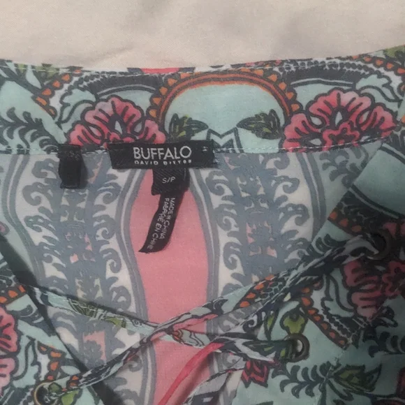 Buffalo top - Picture 3 of 3